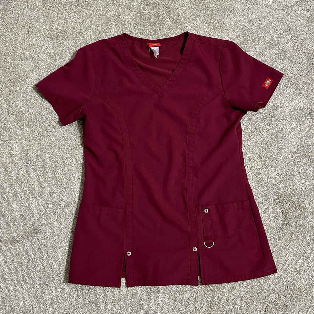 Dickies Small v neck scrub top